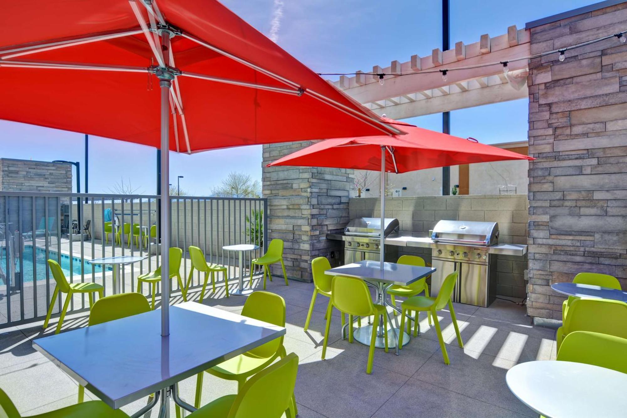 Home2 Suites By Hilton Palmdale Bagian luar foto